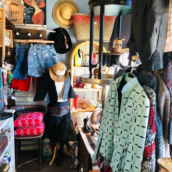 “OFFERS ACCEPTED” - Picture 12 of 15